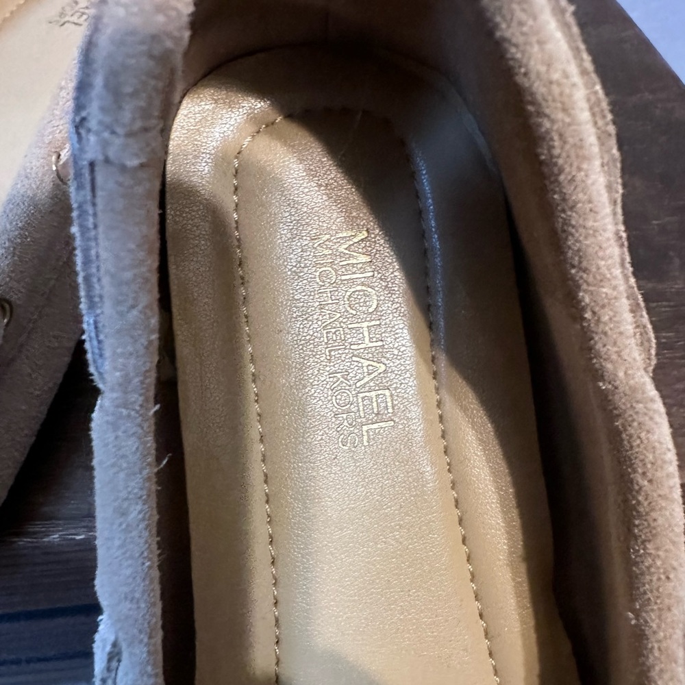 M Kors suede leather slip on flats gently worn - Picture 6 of 8